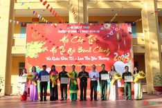 Trường Sĩ quan Kỹ thuật Quân sự sôi nổi mừng Tết nguyên đán Ất Tỵ 2025